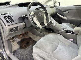 Toyota Prius HB 1.8 Dual VVT-i Hybrid Dynamic picture 31