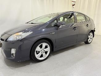 Damaged car Toyota Prius HB 1.8 Dual VVT-i Hybrid Dynamic 2009/8