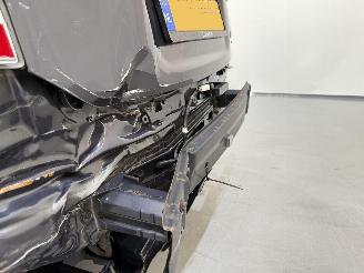 Toyota Prius HB 1.8 Dual VVT-i Hybrid Dynamic picture 11