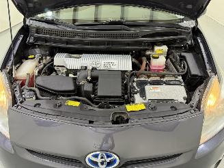 Toyota Prius HB 1.8 Dual VVT-i Hybrid Dynamic picture 32