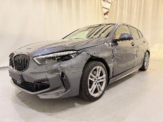 BMW 1-serie 118i M Sport Edition Pano picture 3