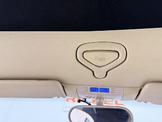 Volkswagen New-beetle Cabrio 1.9 TDI Highline picture 25