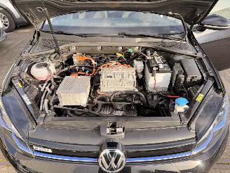 Volkswagen Golf VII e-Golf Limited 100kW picture 14