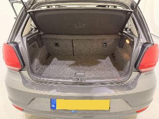 Volkswagen Polo V HB 1.0 Comfortline Airco picture 43