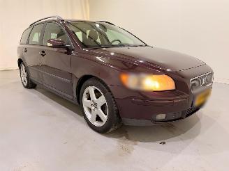 skadebil auto Volvo V-50 2.4 Kinetic Clima 2004/6