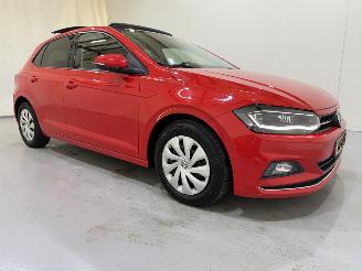 Voiture accidenté Volkswagen Polo HB 1.0 TSI Highline Pano/Clima/Navi 2019/7