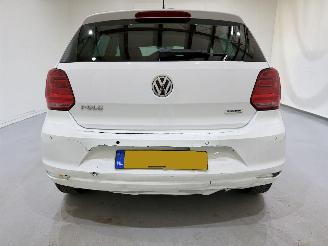 Volkswagen Polo V HB 1.0 Connected Series picture 8