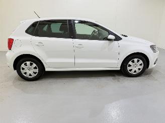Volkswagen Polo V HB 1.0 Connected Series picture 26