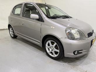 Damaged car Toyota Yaris HB 1.5 VVT-i T Sport 2002/6