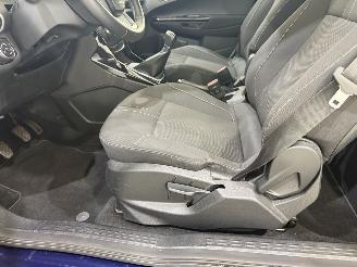 Ford B-Max 1.0 EcoBoost Titanium picture 17