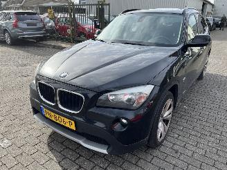 Damaged car BMW X1 2.0 D  X-Drive   Automaat  ( schadevrij ) Panoramadak-Leer 2011/11