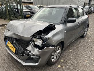 Unfallwagen Suzuki Swift 1.2 Comfort Smart Hybrid 2020/3