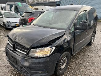 krockskadad bil bedrijf Volkswagen Caddy 2.0 TDI 2019/8