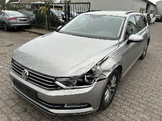 škoda osobní automobily Volkswagen Passat Stationcar 1.4 TSI  Automaat Connected 2017/2