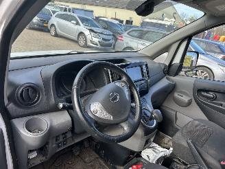 Nissan  e-NV 200 Business met vuilniswagentje met kiepbak picture 9