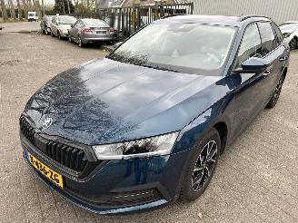 škoda osobní automobily Skoda Octavia Combi  1.0 TSI Business Edition 2024/2