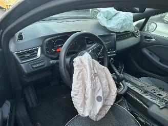 Renault Clio 1.6 E-Tech Hybrid  Automaat picture 10