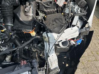 Peugeot Boxer 2.2 BlueHDI   L3H2  3.5 T  Zwaar   ( 1052 KM ) picture 4