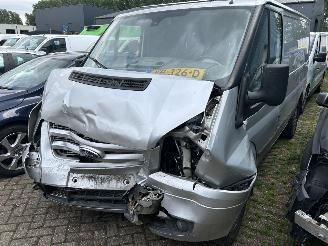 damaged commercial vehicles Ford Transit 2.2 TDCI 2013/1