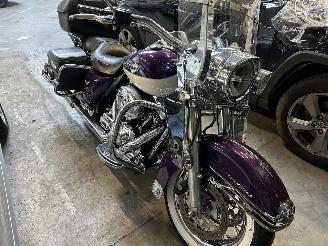 damaged motor cycles Harley-Davidson Road King FLHRC 2009/3