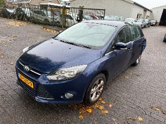 Schadeauto Ford Focus 1.6 Stationcar 2012/1