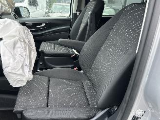 Mercedes eVito Electric Dubbel Cabine Automaat Lang  66 KWh picture 10