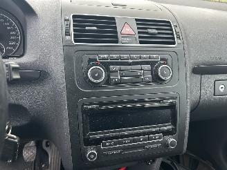 Volkswagen Touran 1.4 picture 8