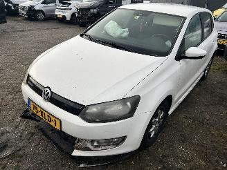 krockskadad bil auto Volkswagen Polo 1.2 TDI BlueMotion Comfort  5 drs 2012/6