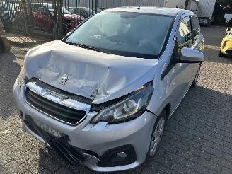 Peugeot 108 1.0 VTI Blue Lion 2017/4