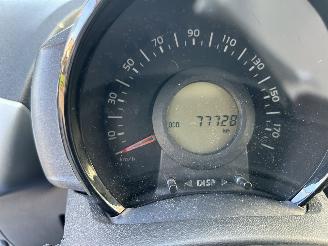 Peugeot 108 1.0 VTI  Blue Lion picture 9