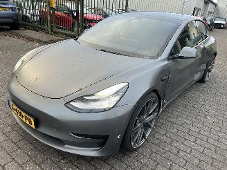 krockskadad bil auto Tesla Model 3 Standard RWD Plus  60 kWh 2019/11