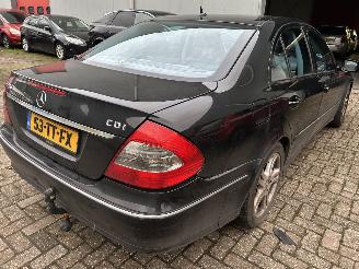 Mercedes E-klasse 280 CDI  Sedan picture 4