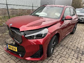 Auto incidentate BMW iX1 e-Drive 2.0  Sport Edition  Automaat ( 603 KM !! )  nw pr 65500,00 2025/12