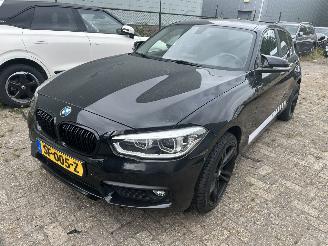 Voiture accidenté BMW 1-serie 116i   5 Drs 2018/3