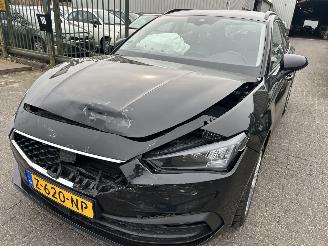 Auto incidentate Seat Leon Sportstourer 1.0 MHEV Style Business Intense Automaat 2024/5