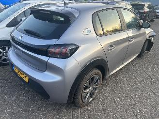 Peugeot e-208 Avtive Pack 50 kWh  Automaat picture 4