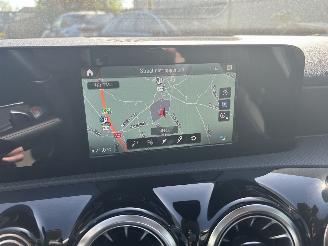 Mercedes A-klasse 250 E Sedan EQ power Automaat picture 17