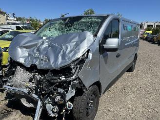 skadebil bedrijf Renault Trafic 2.0 DCI  T30  L2 2024/11