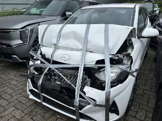 Hyundai I-10 1.0i Blue Comfort picture 1