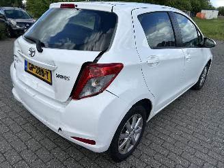 Toyota Yaris 1.0 VVT-I  Comfort picture 4
