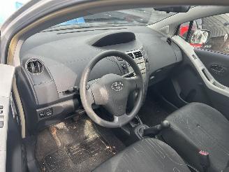 Toyota Yaris 1.0 VVTi Acces picture 6