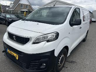 krockskadad bil bedrijf Peugeot Expert 1.5 HDI 2021/7