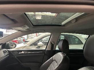 Volkswagen Golf 1.4 TSI  Automaat  5 Drs - Panoramadak ) picture 16