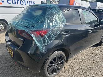 Mazda 2 1.5  e-SkyAcive- G  90 Homura picture 4