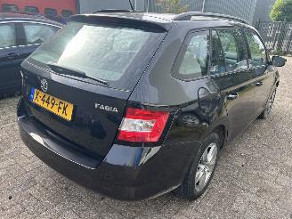 Skoda Fabia Stationcar 1.0 TSI  Drive picture 4