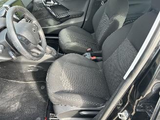 Peugeot 208 1.2 PureTech  5 drs  ( 63491 KM ) picture 8