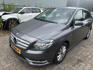 Mercedes B-klasse 200 picture 1