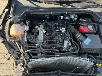 damaged passenger cars Ford Focus Stationcar 1.0 Hybrid Ecoboost Titanium 2024/10