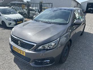 Avarii autoturisme Peugeot 308 SW 1.2 PureTech 2017/12