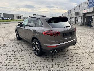 Porsche Cayenne S E-HYBRID Panorama Xenon Leder Voll picture 4